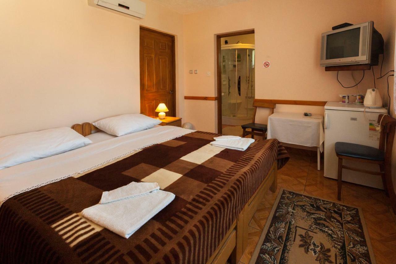Rooms Maria Slunj Luaran gambar